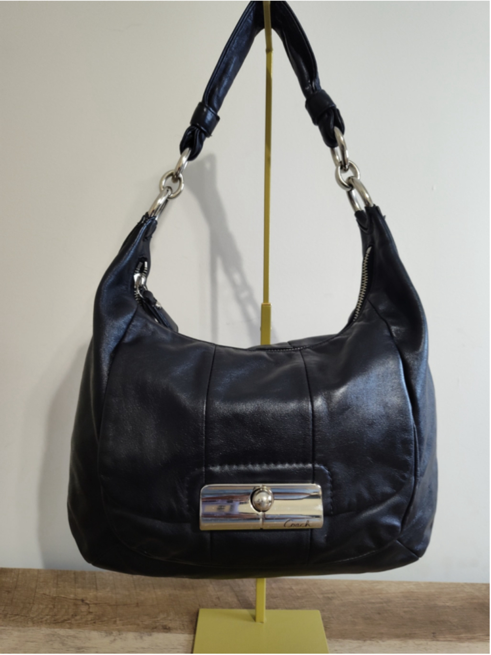 Women's Coach Black Leather Shoulder Bag One Size